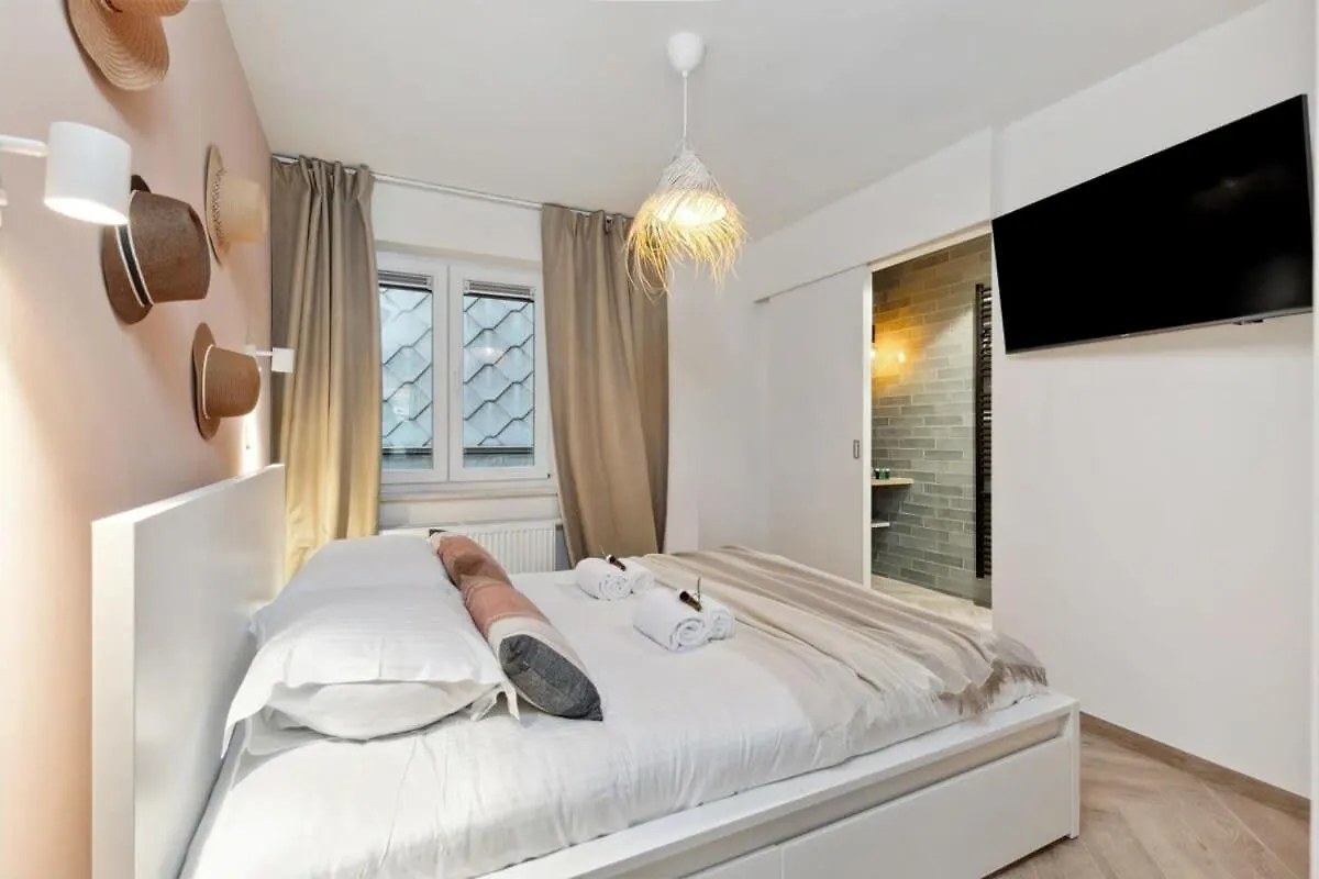 Albane - Modern 2 Bedroom Apartment In Ostend