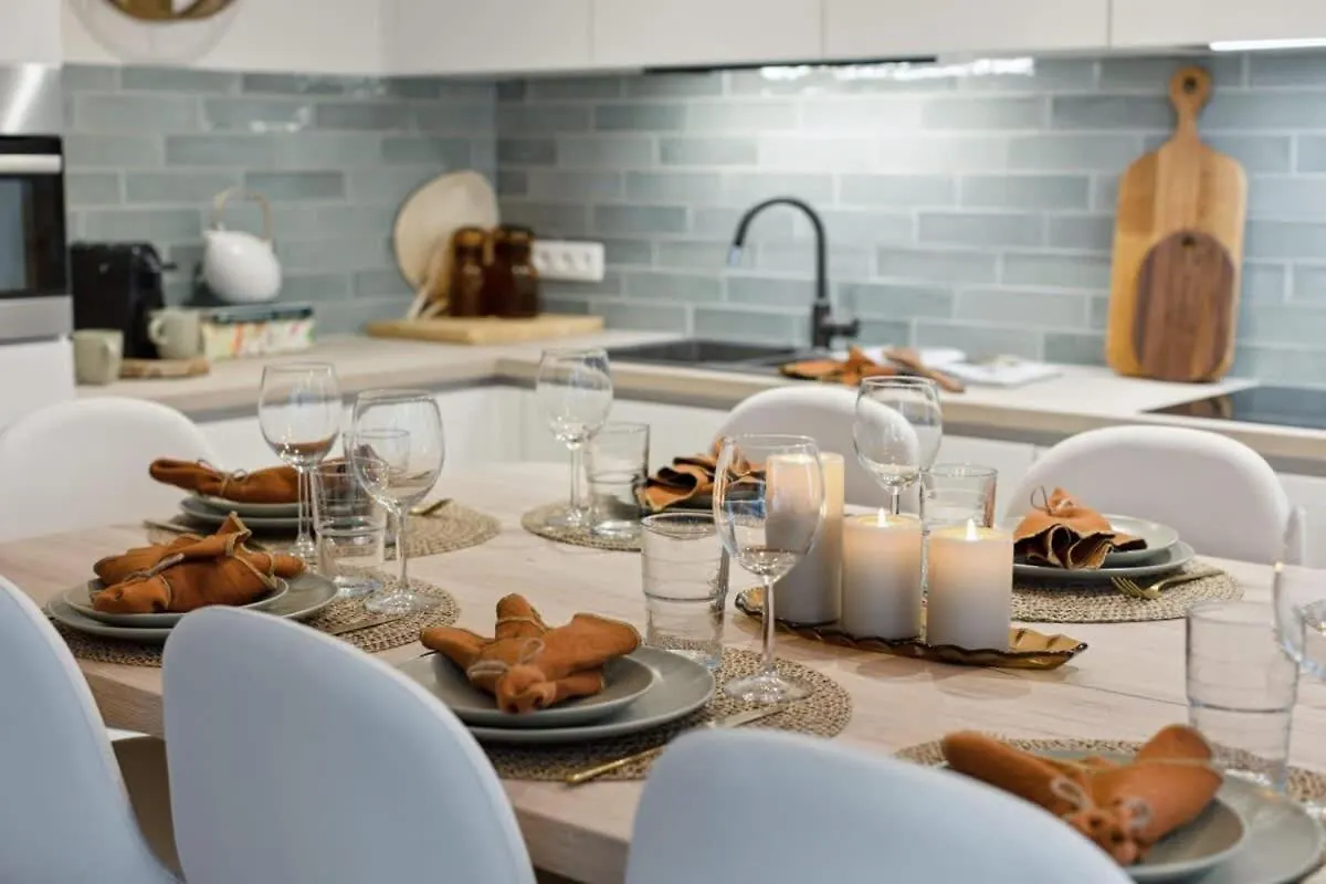 Albane - Modern 2 Bedroom Apartment In Ostend