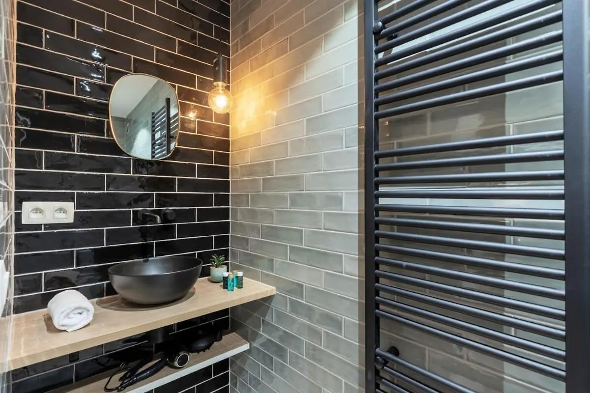 Albane - Modern 2 Bedroom Apartment In Ostend